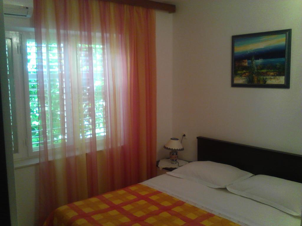 Apartments Curin Hvar Town Chambre photo